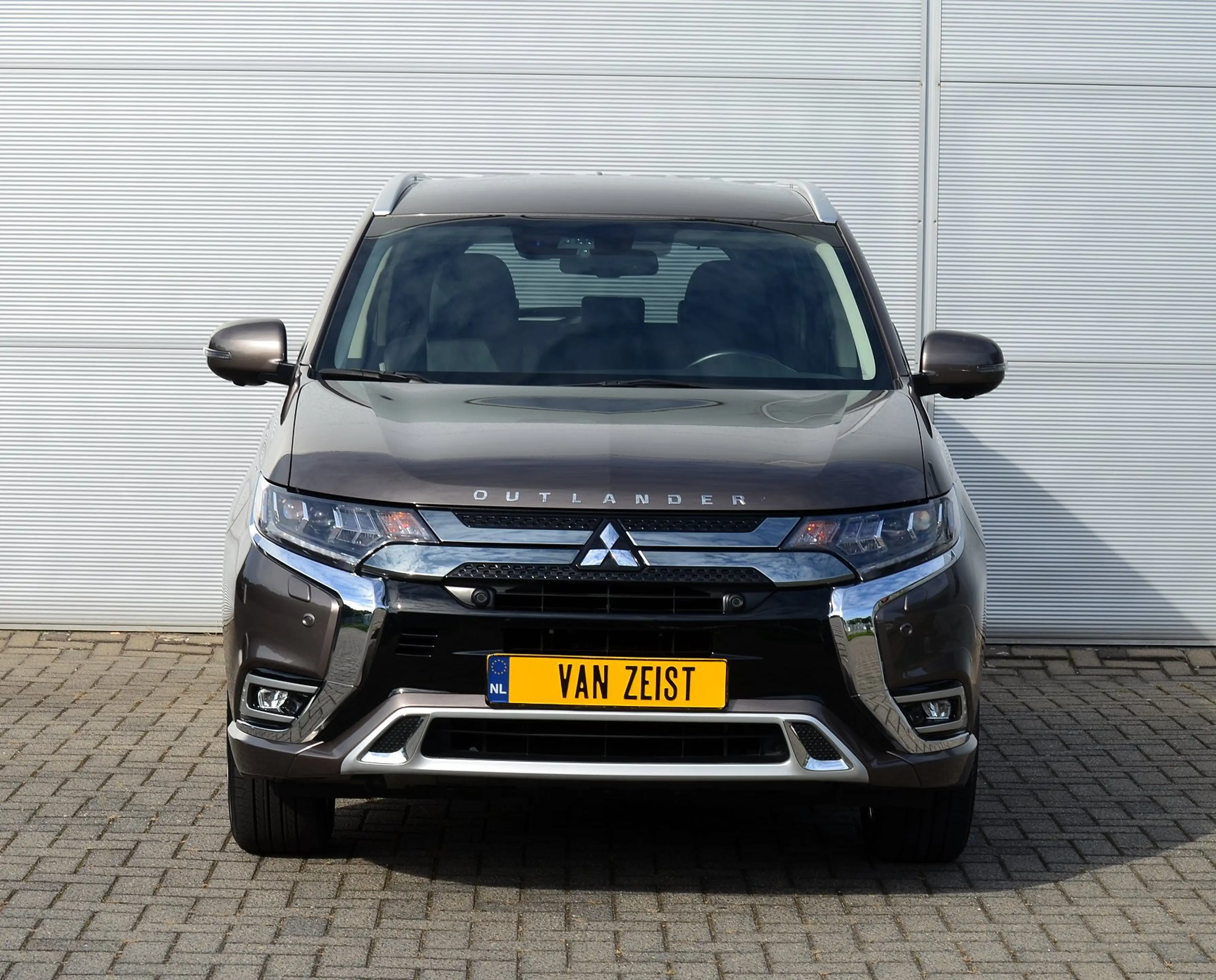 Mitsubishi Outlander PHEV 2.4 INTENSE PLUS 4WD | PLUG IN HYBRID | SoH 8 — photo 15