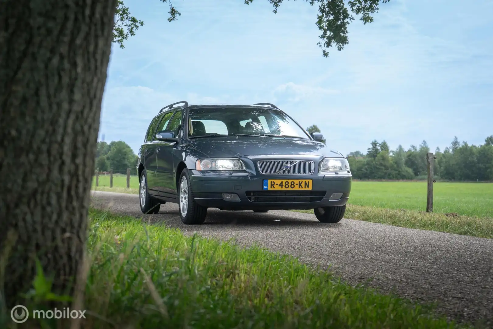 Volvo V70 2.4 Edition Classic - 1
