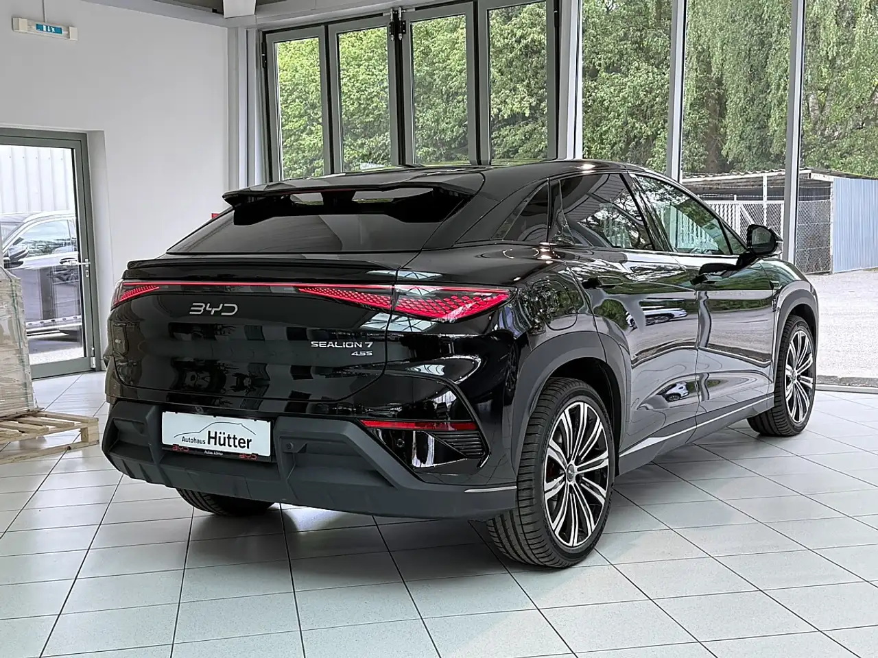 BYD SEALION 7