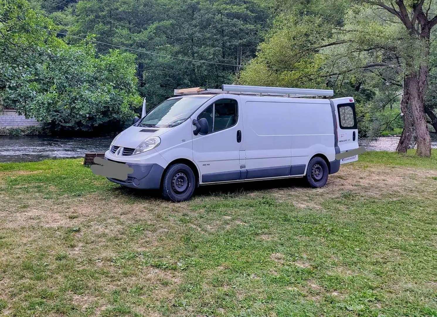 Renault Trafic Weiß - 1