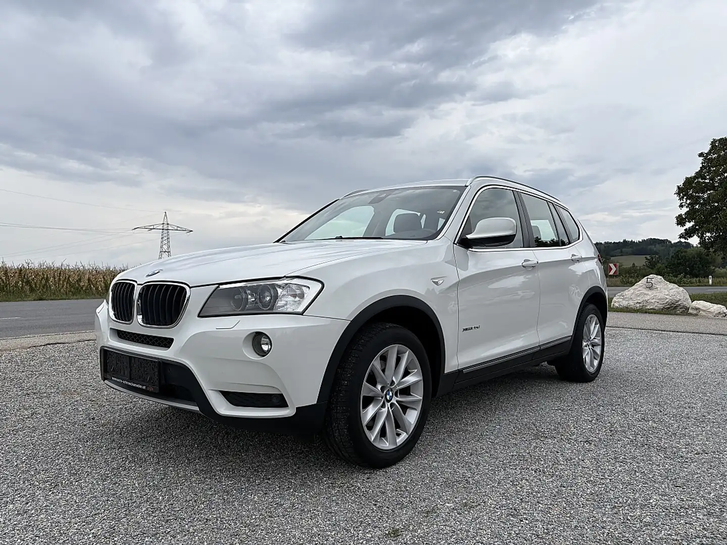 BMW X3 xDrive 20d Weiß - 1