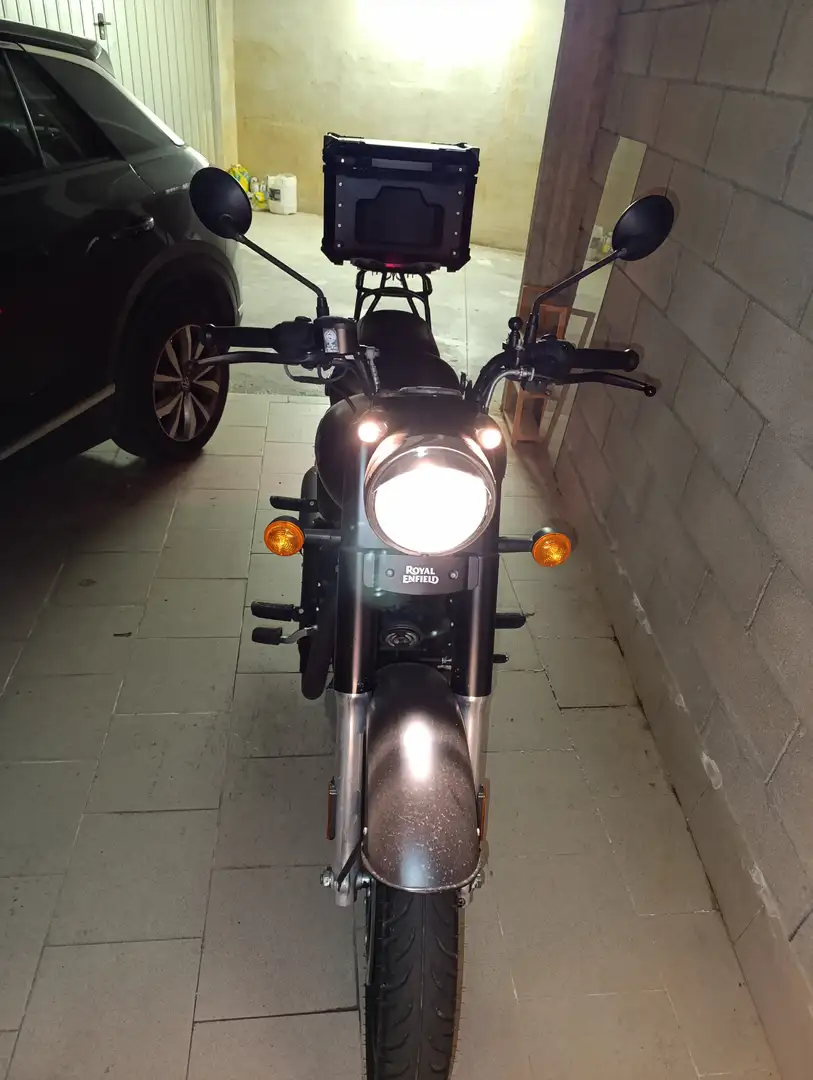 Royal Enfield Classic 350 Negru - 2
