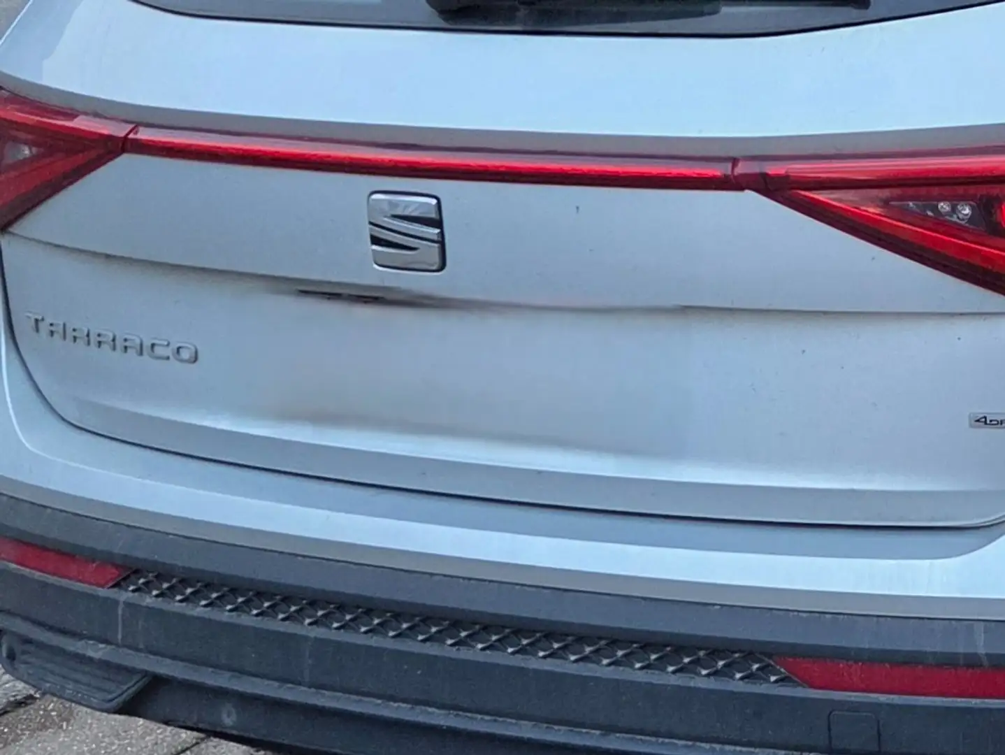 SEAT Tarraco Tarraco 2.0 CR TDi 4Drive Move! DSG Gris - 1