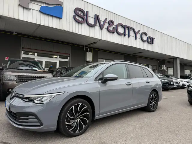 Volkswagen Golf Variant Variant 1.0 etsi evo Life 110cv dsg