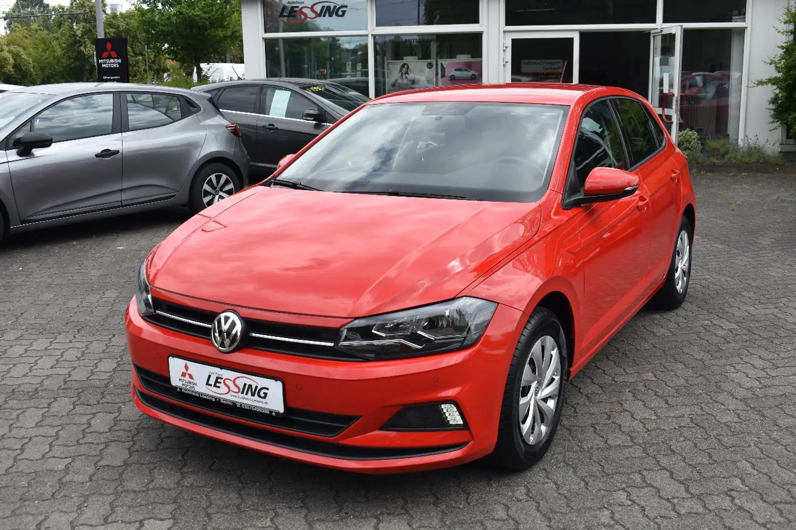 Volkswagen Polo 1.0 Comfortline Rood - 1