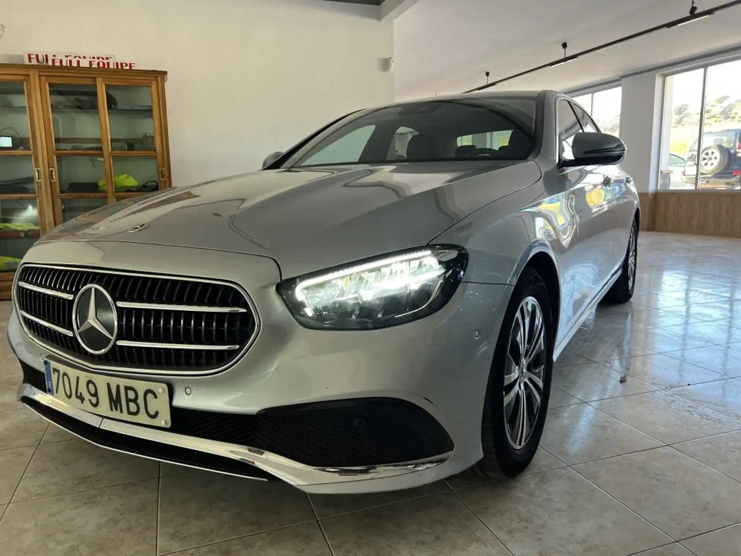 Mercedes-Benz E 220 220d 9G-Tronic Gris - 1