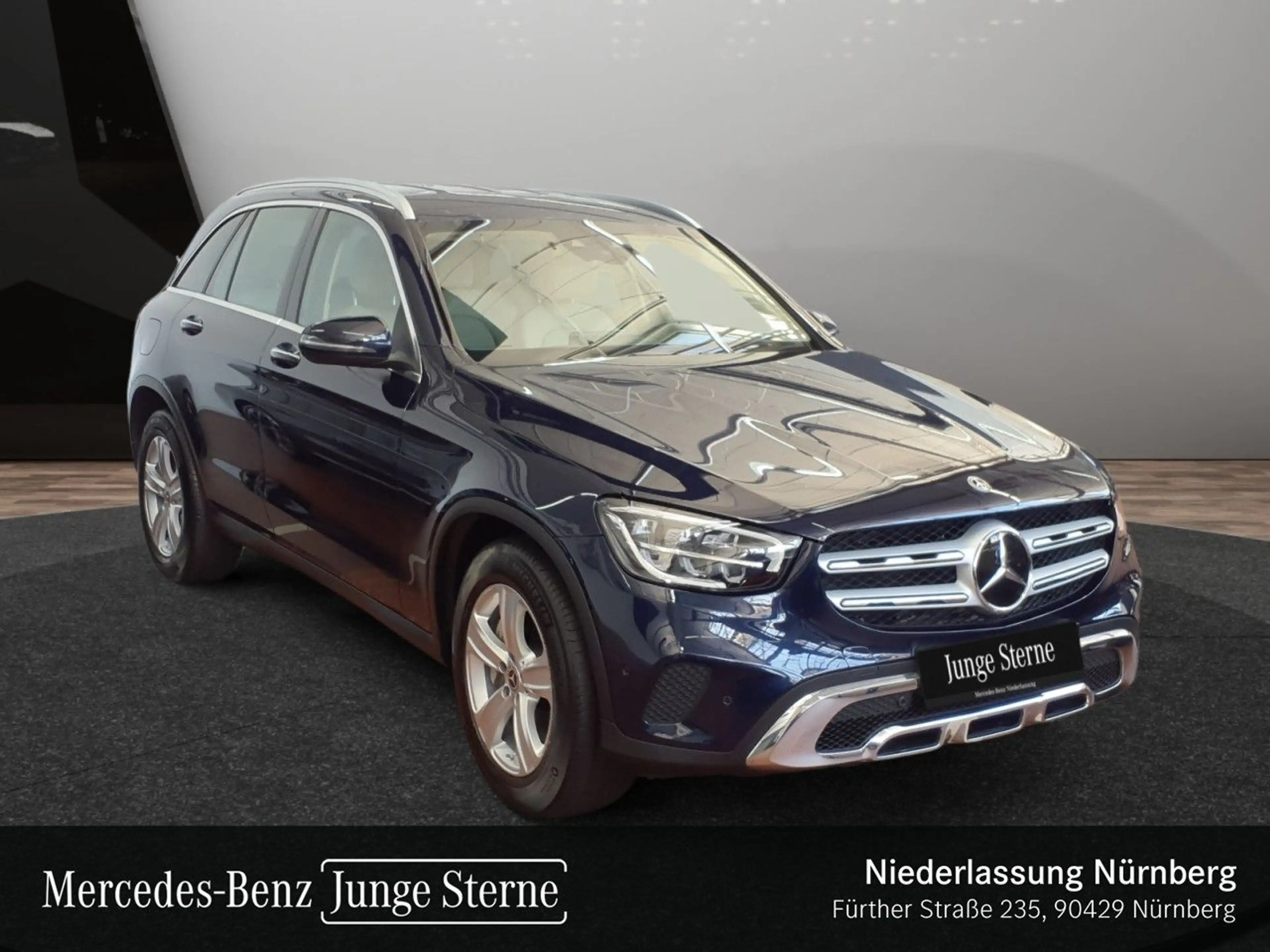 Mercedes-Benz GLC 400 d 4M LED+FAHRASS+KAMERA+KEYLESS+9G — photo 4
