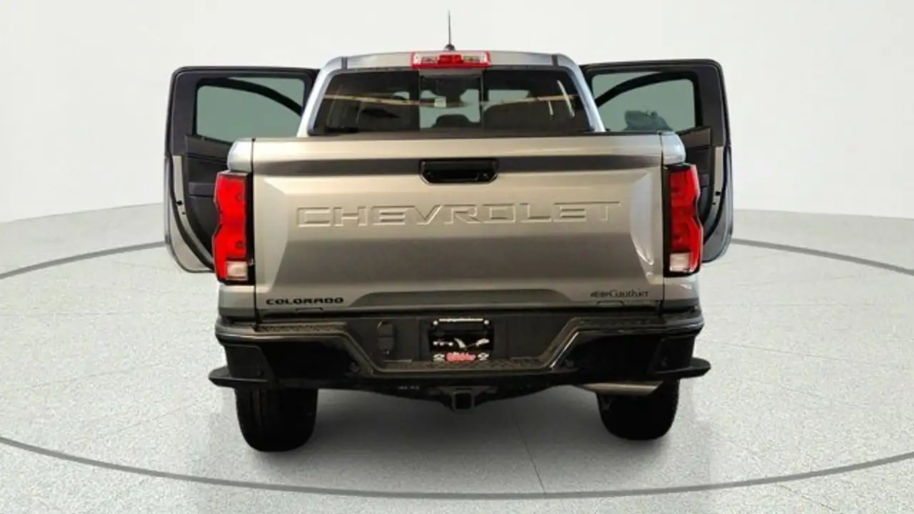 Chevrolet Colorado снимка Chevrolet Colorado