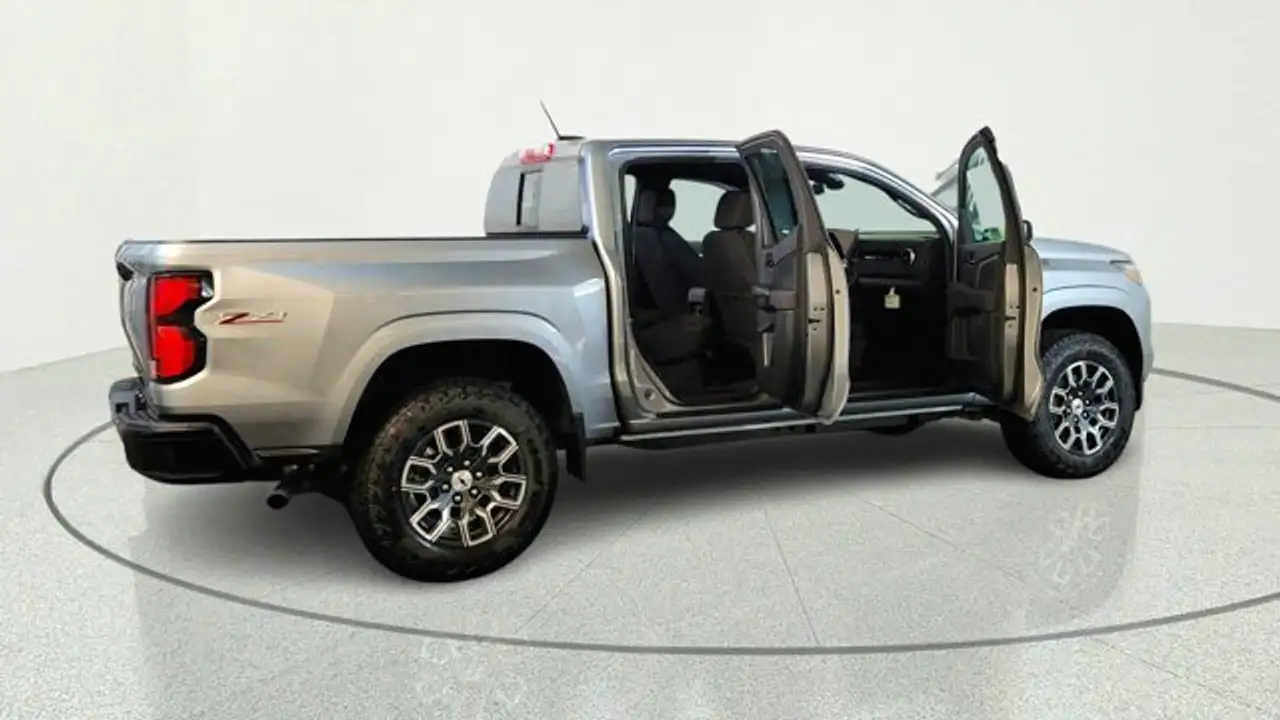 Chevrolet Colorado снимка Chevrolet Colorado