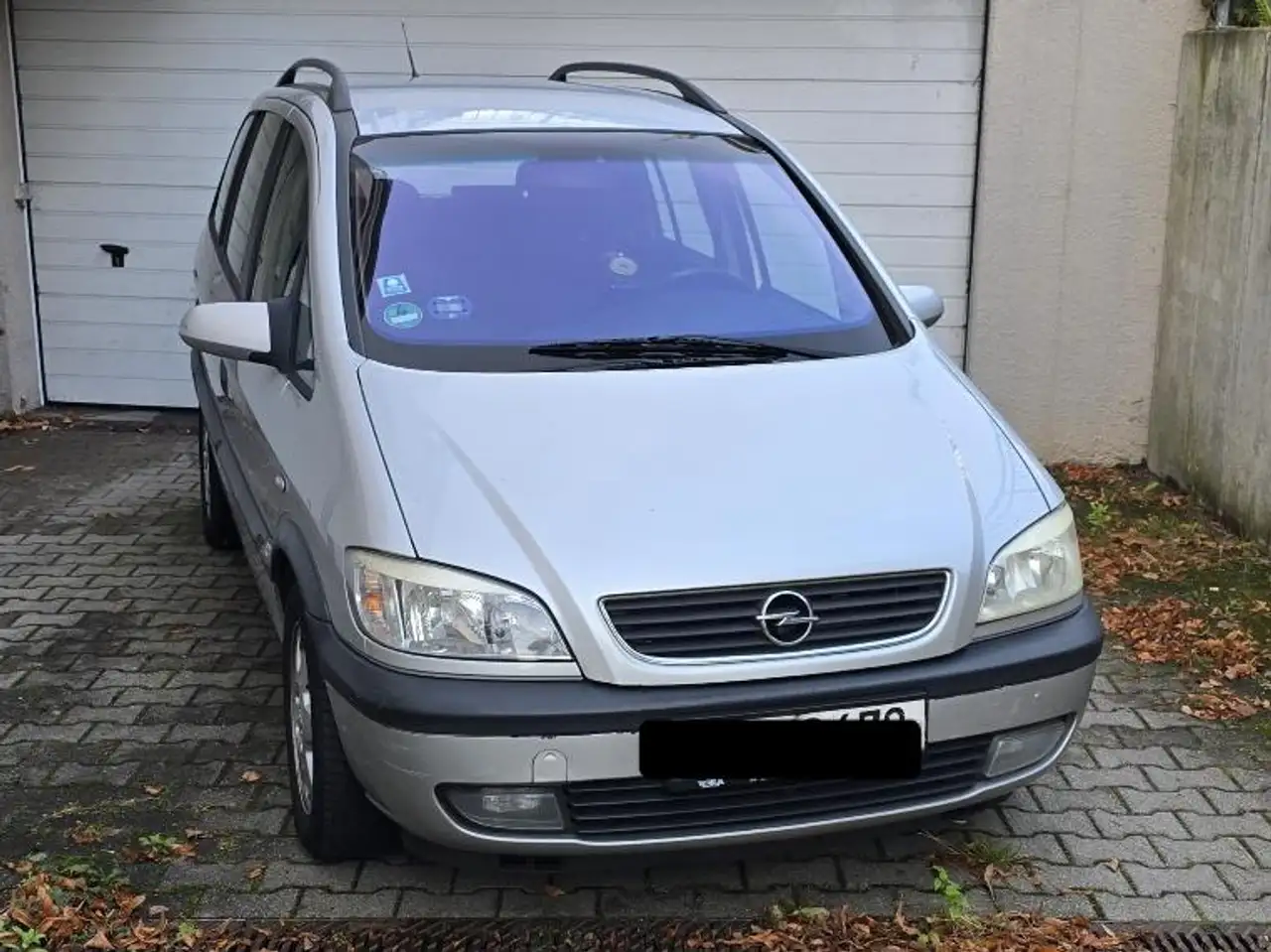 Opel Zafira Zafira 1.6 Elegance