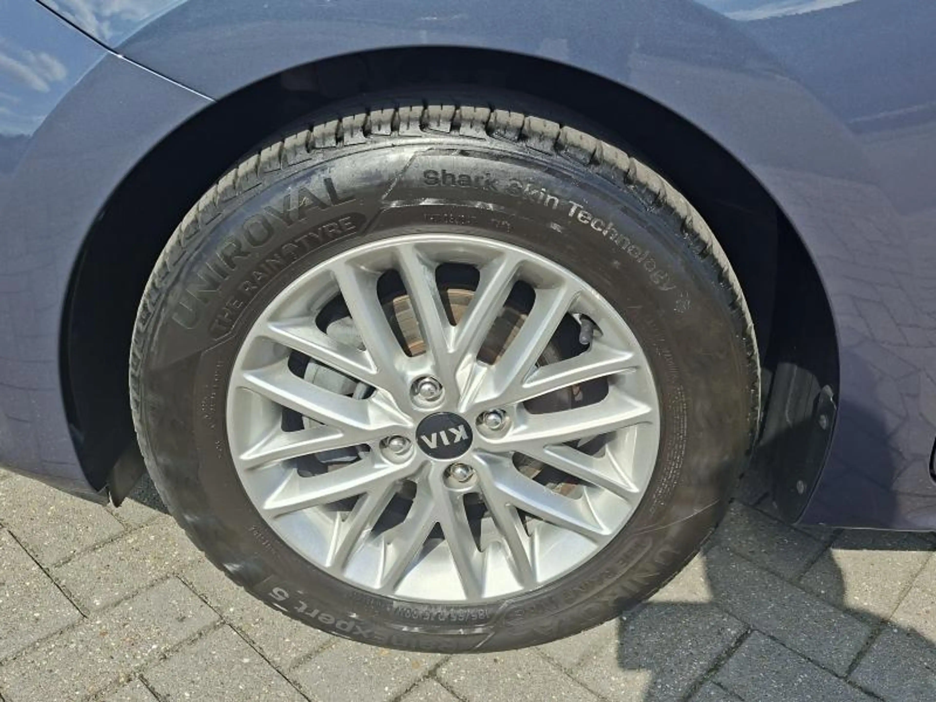 Kia Rio GT LINE — photo 14