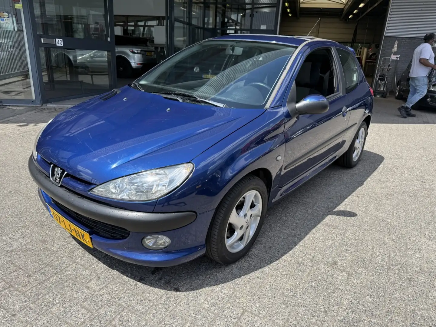 Peugeot 206 1.4 XR Challenge Blauw - 1