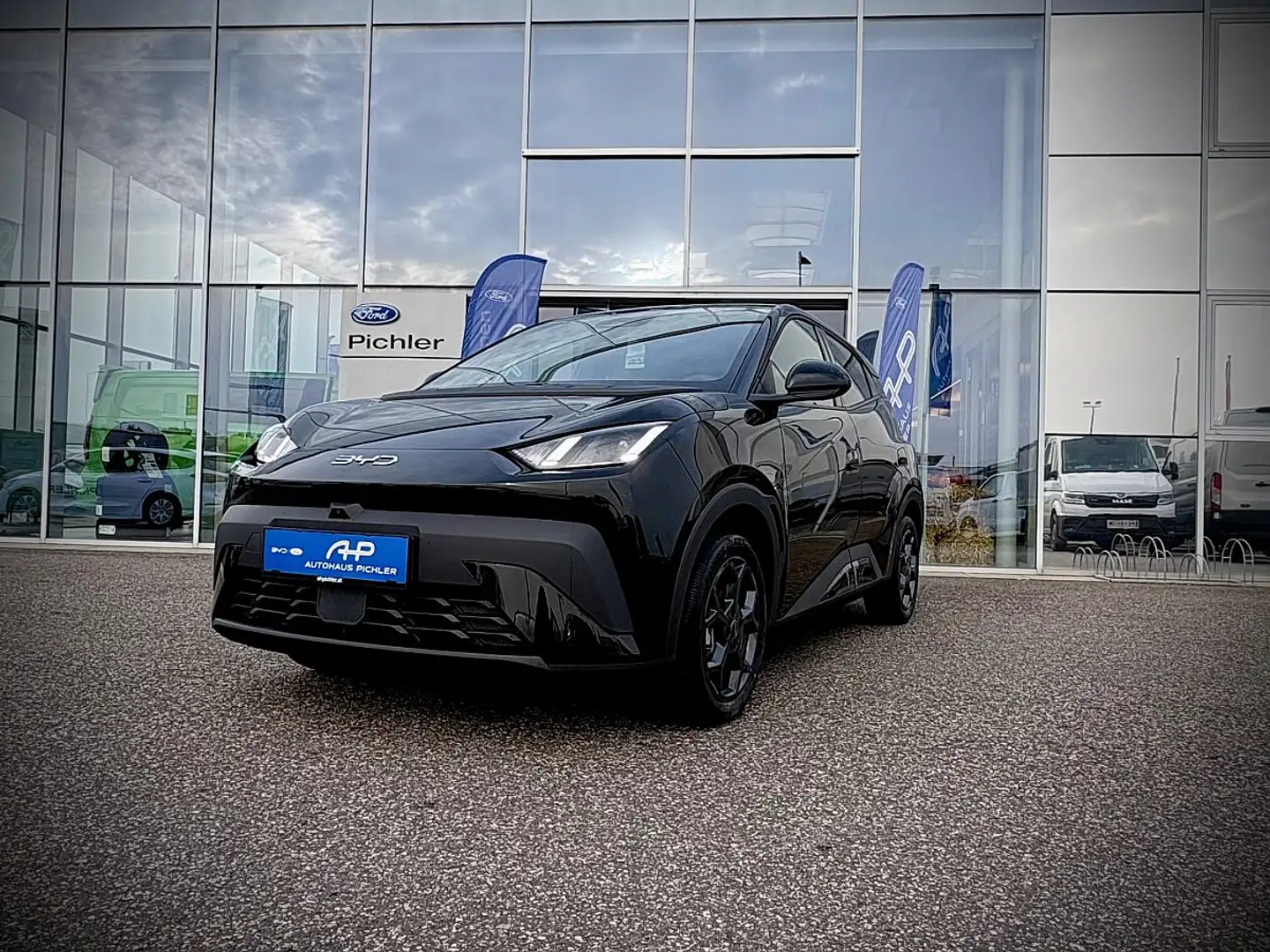 BYD Dolphin Surf Comfort 43kWh 156PS LAGER AKTION Чорний - 2