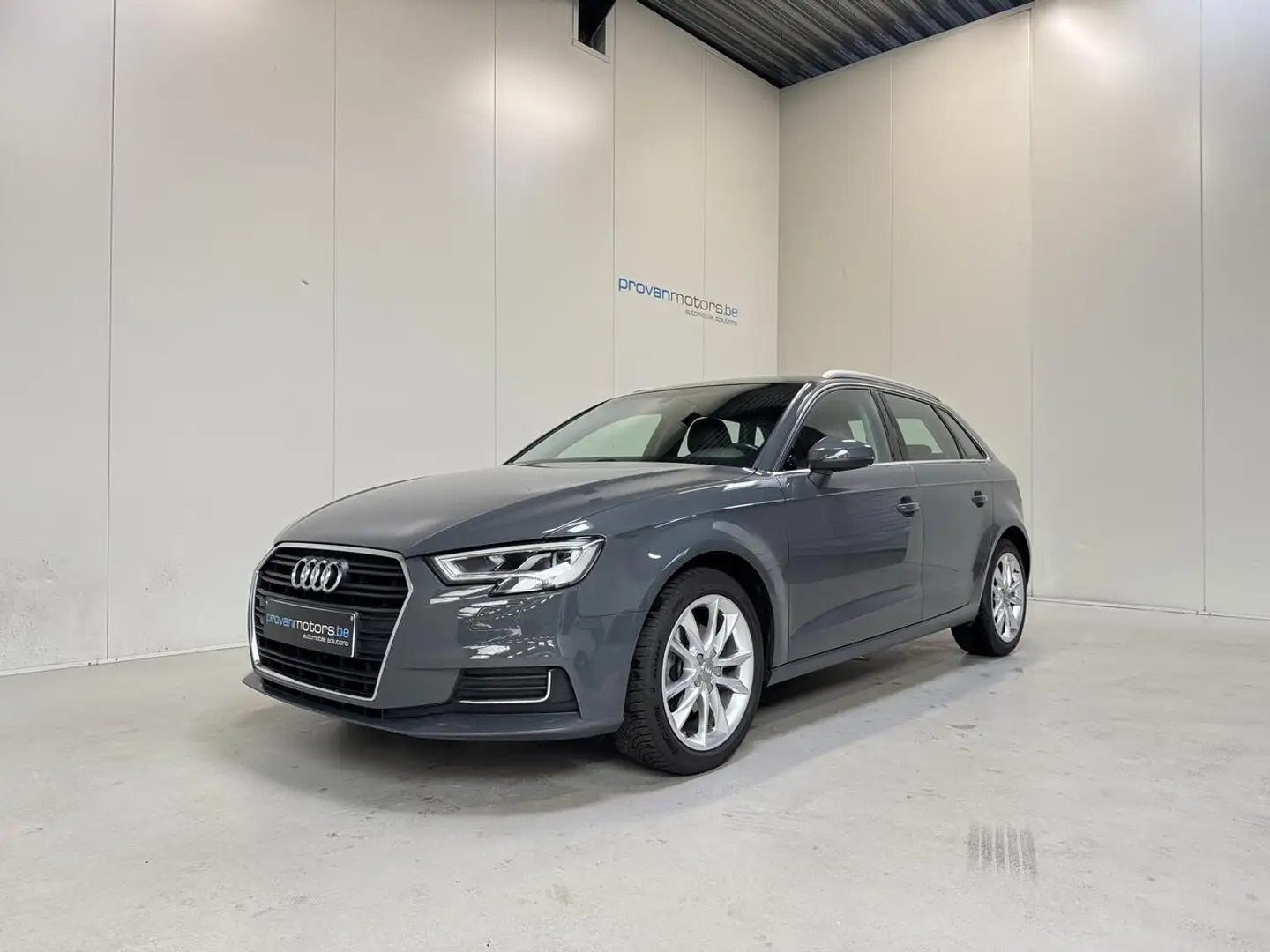 Audi A3 1.5 TFSi Sportback Benzine - GPS - Topstaat! Grijs - 1