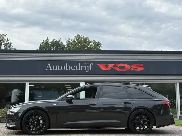 Audi A6 view 3