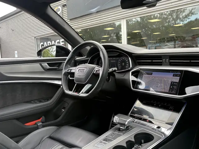 Audi A6 view 8