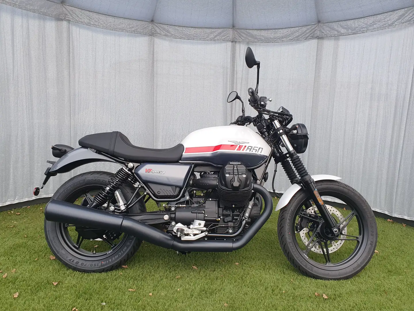 Moto Guzzi V 7 V7 Stone-Special - 2