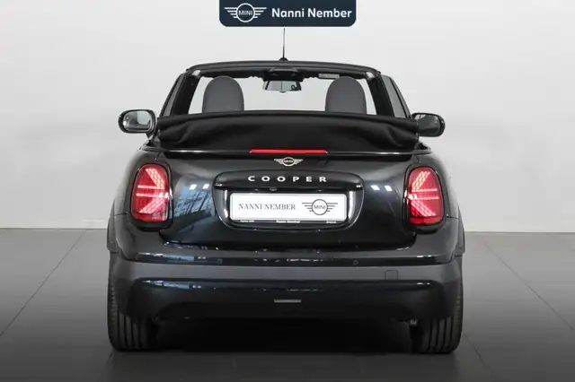 Mini Cooper Cooper view 4