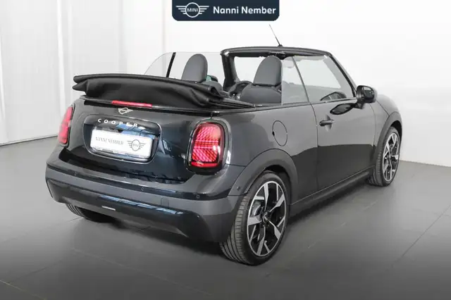 Mini Cooper Cooper view 3