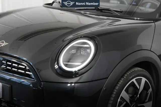 Mini Cooper Cooper view 5