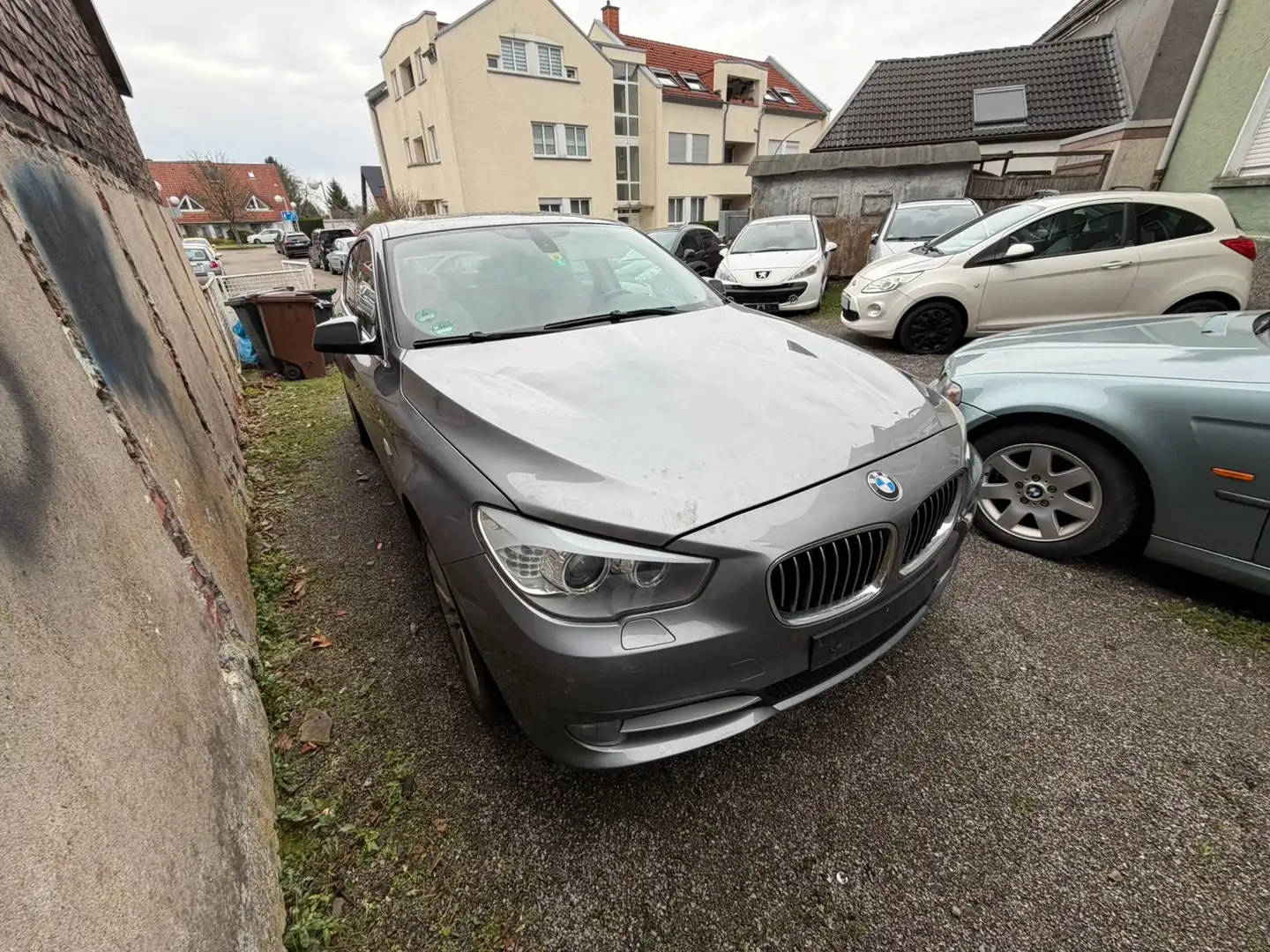 BMW 530 530 d GT Navigation Automatik Kamera Grijs - 1