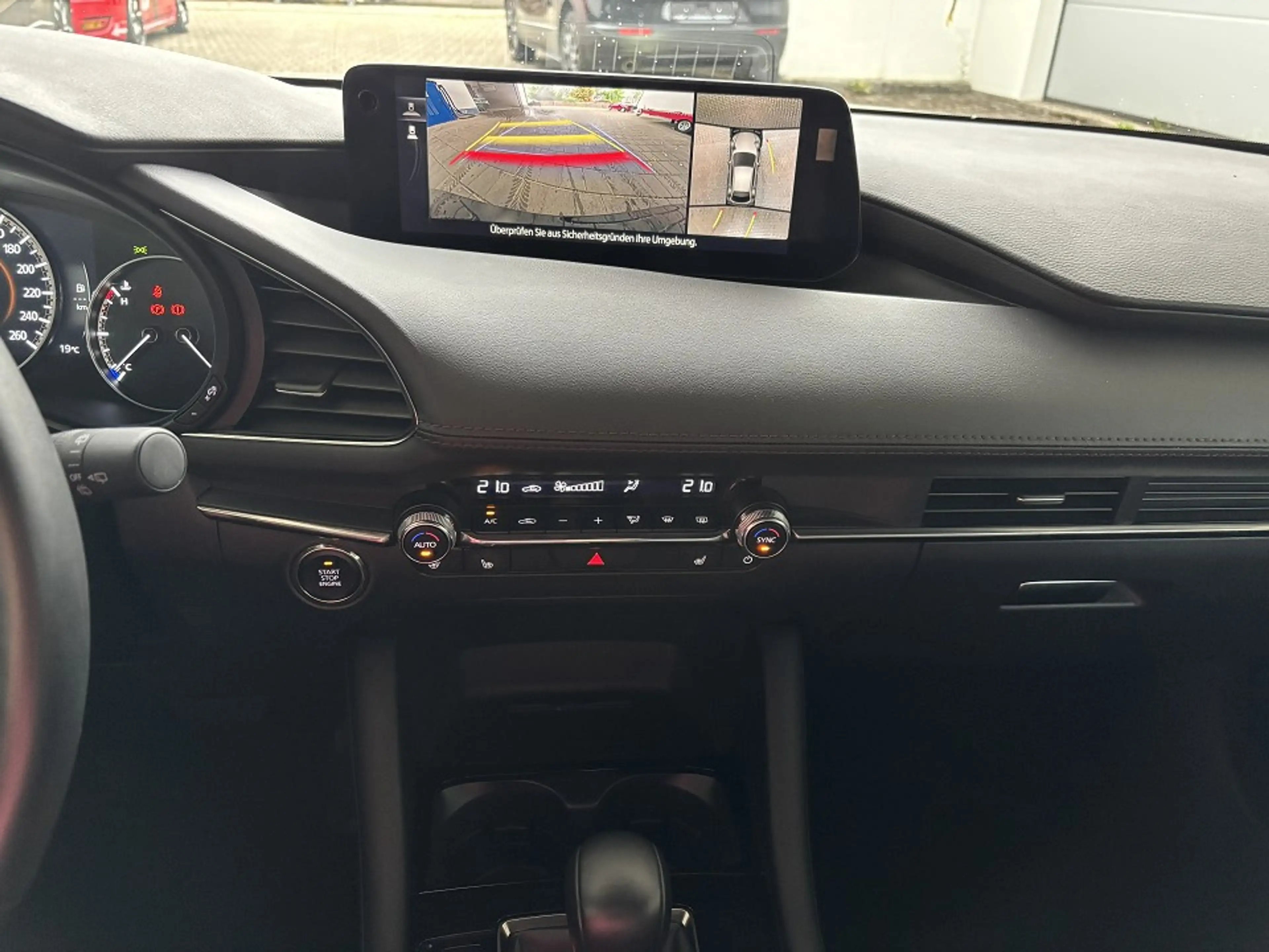 Mazda 3 e-SKYACTIV-G 140 EXCLUSIVE-LINE Design-Paket — photo 12