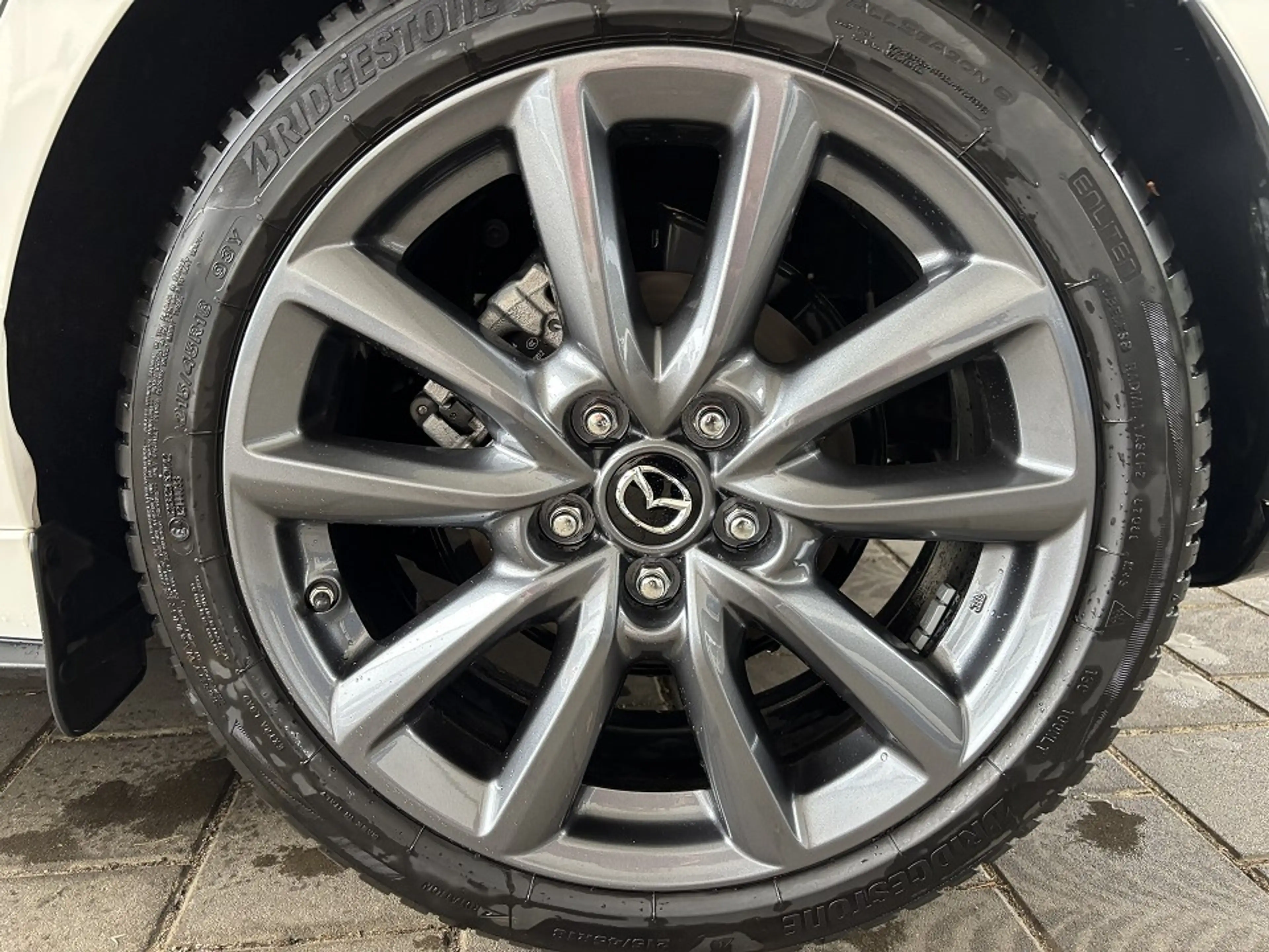 Mazda 3 e-SKYACTIV-G 140 EXCLUSIVE-LINE Design-Paket — photo 8