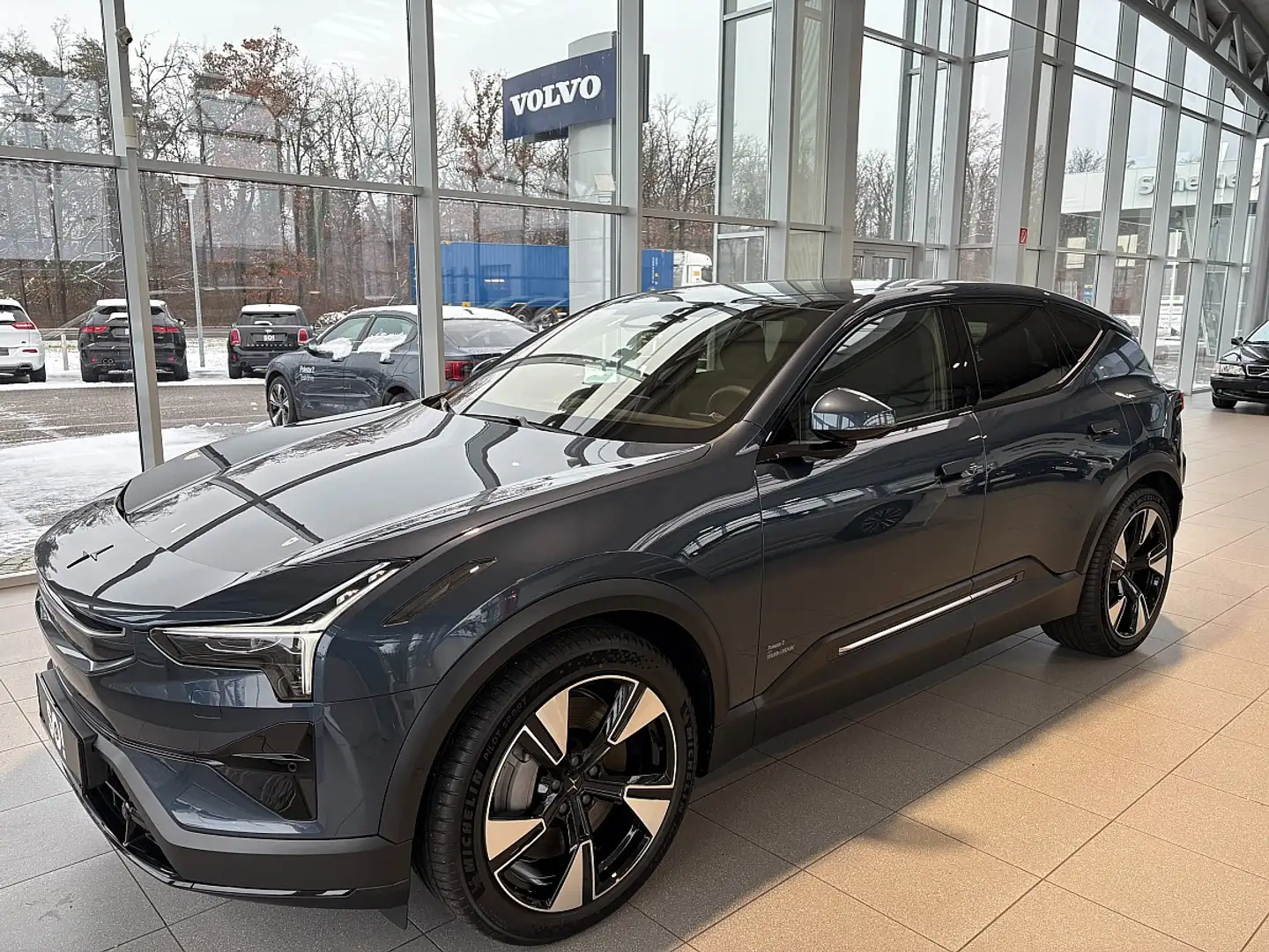 Polestar 3 Polestar 3 Long Range 111kWh Dual Motor Plus Pi... Blau - 2