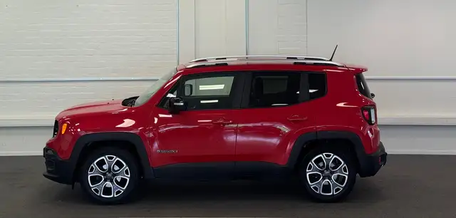 Jeep Renegade view 4