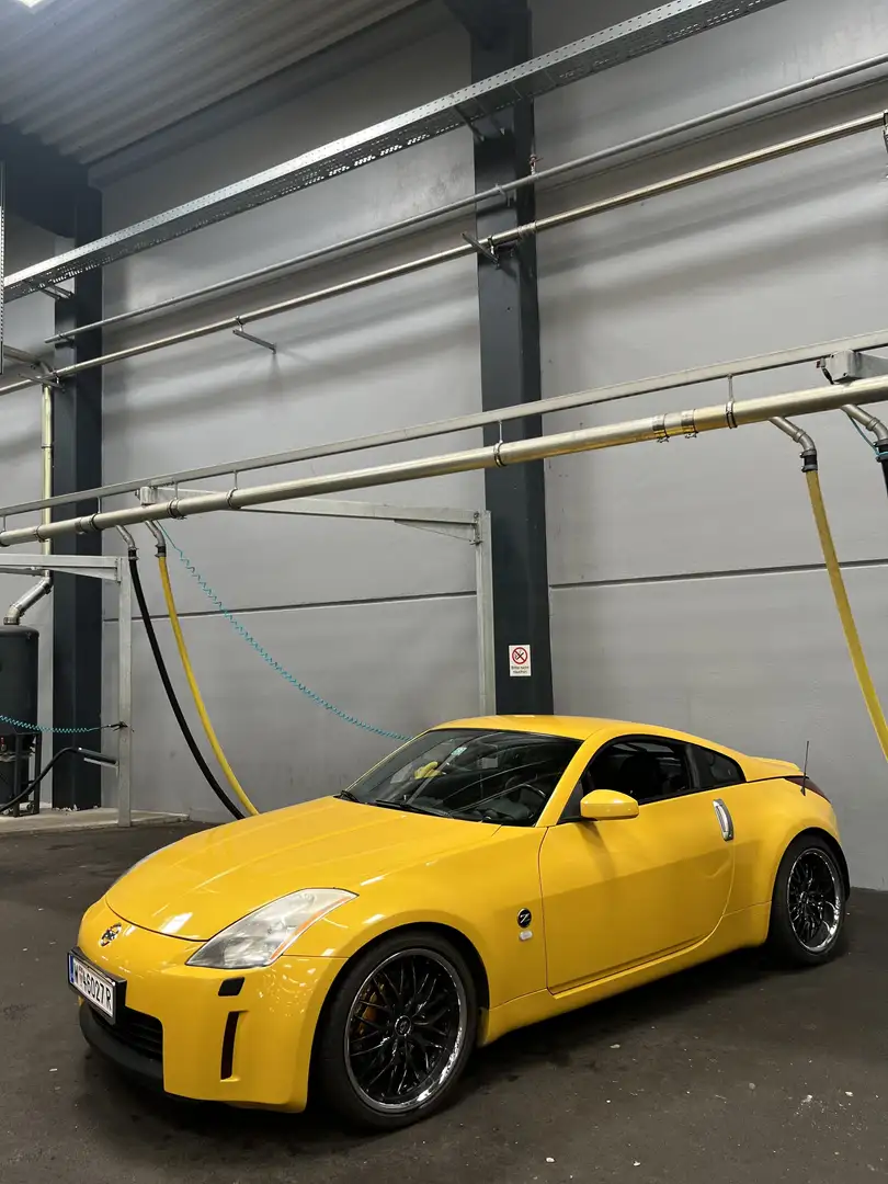 Nissan 350Z 350 Z Premium Pack - 1