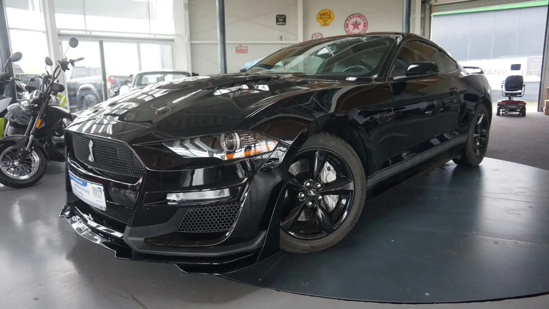 Ford Mustang 5.0  V8 GT 500 Shelby Look *Auto*Xenon* Noir - 1