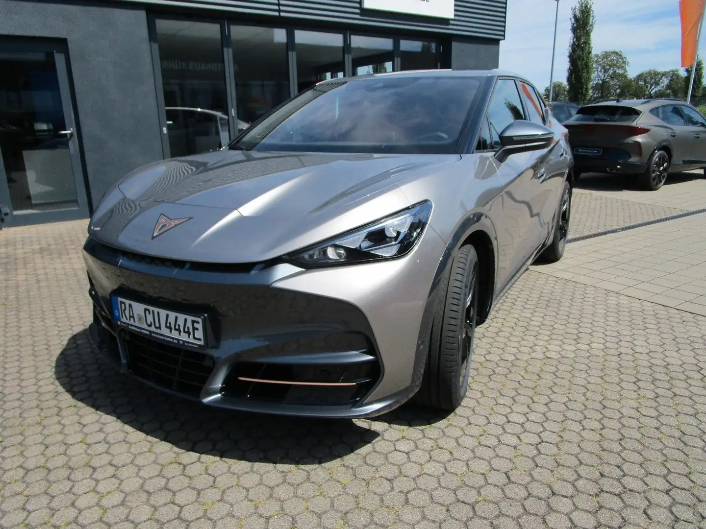 CUPRA Tavascan Tavascan 250 kW VZ 4Drive *Wärmepumpe*Adrenaline - 1