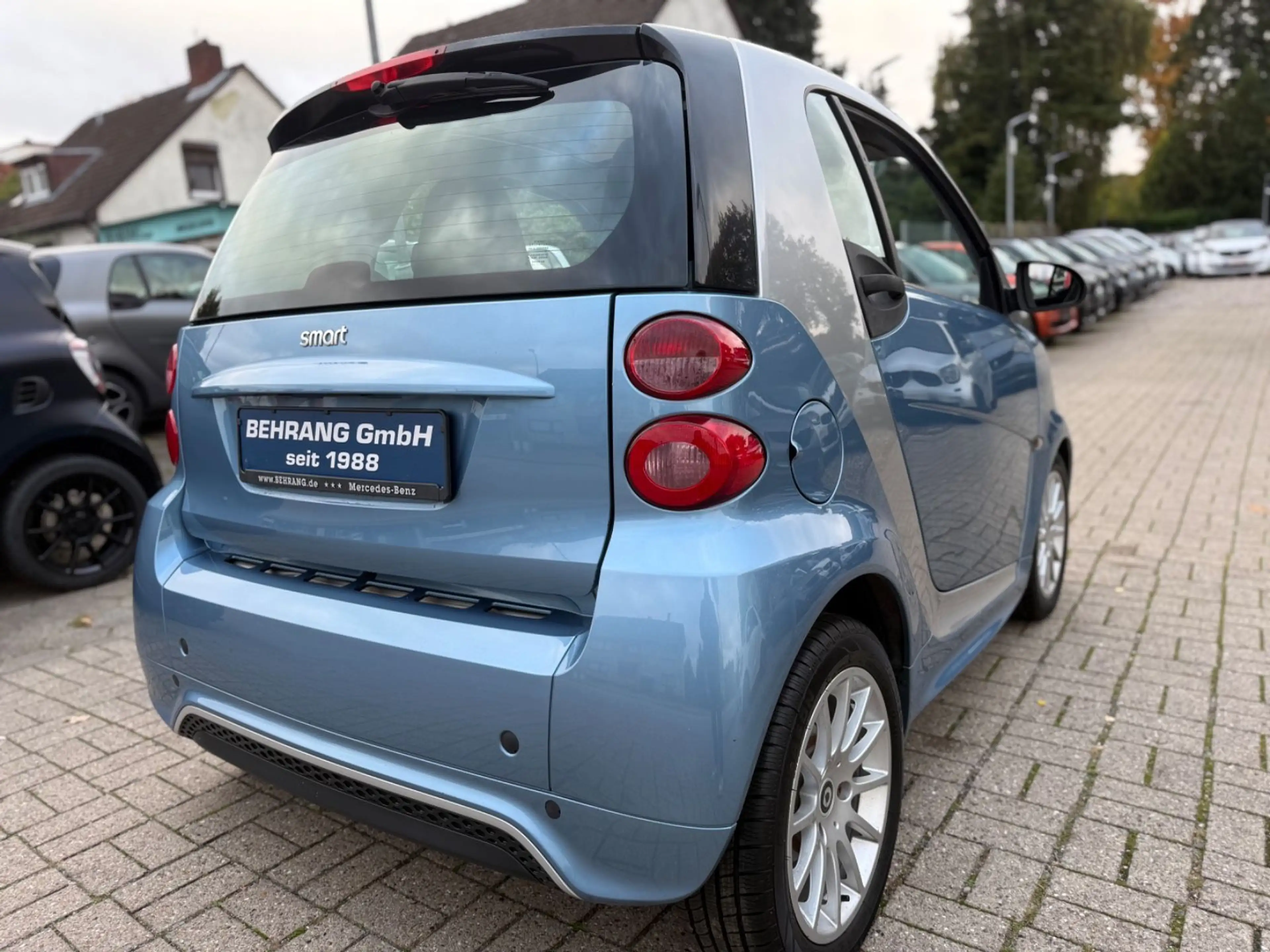 smart forTwo AUTOMATIK*PANO*SERVO*84PS*KLIMA*ALLWETTER — photo 6
