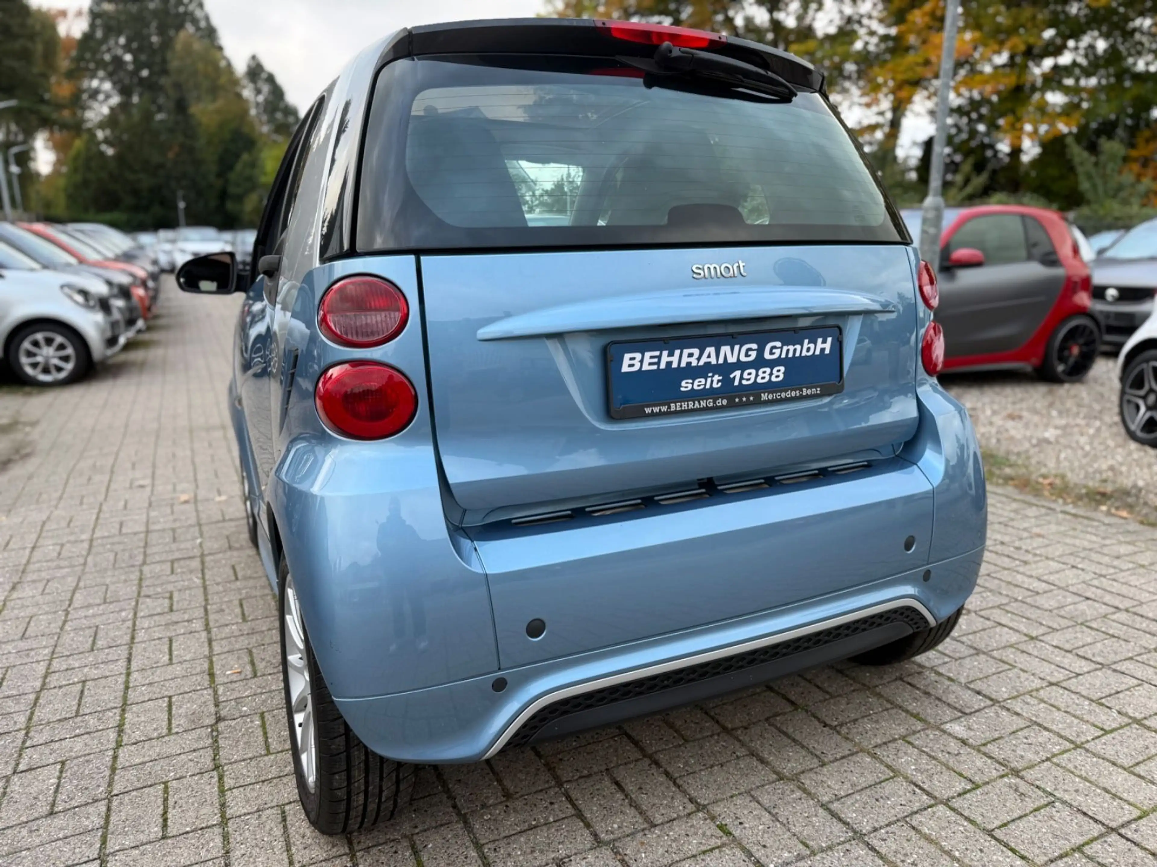 smart forTwo AUTOMATIK*PANO*SERVO*84PS*KLIMA*ALLWETTER — photo 10