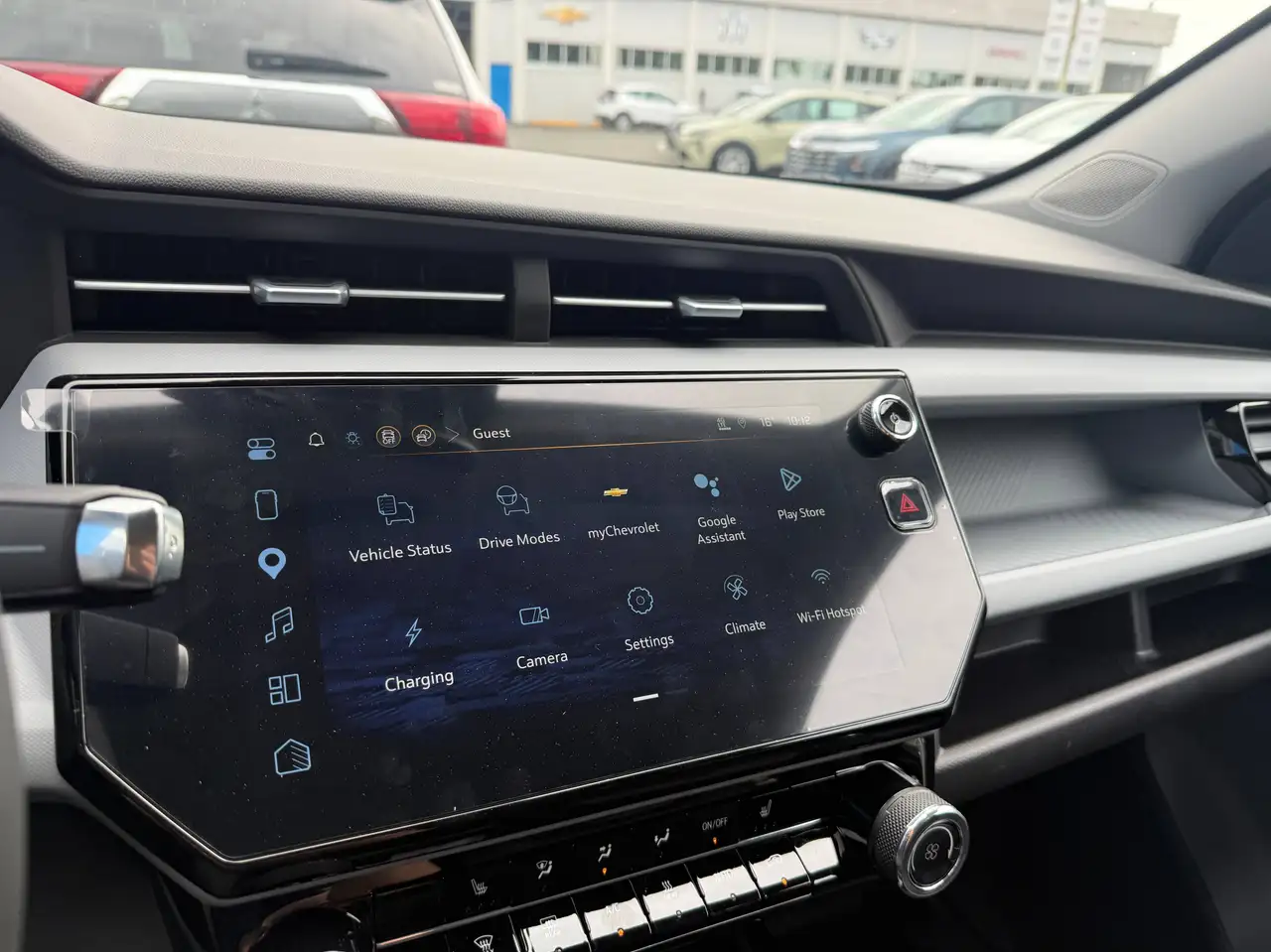 Chevrolet Bolt снимка Chevrolet Bolt