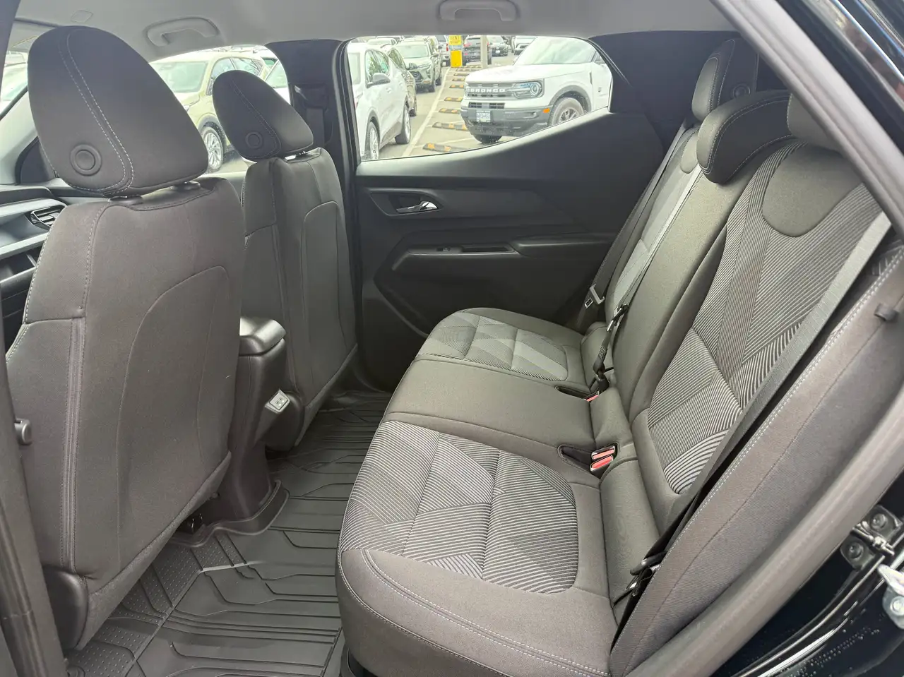 Chevrolet Bolt снимка Chevrolet Bolt