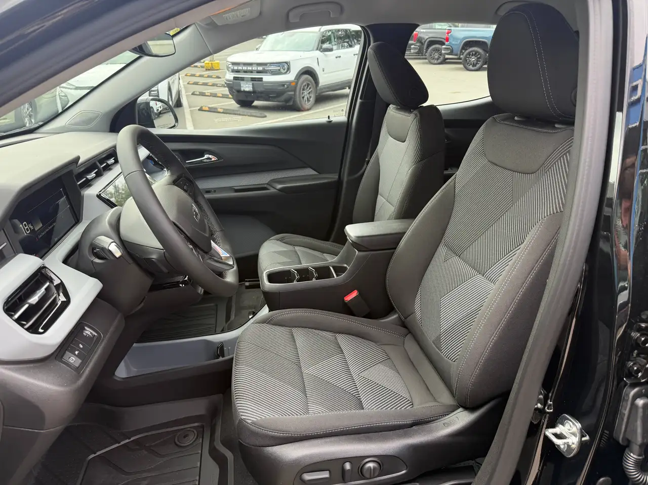 Chevrolet Bolt снимка Chevrolet Bolt