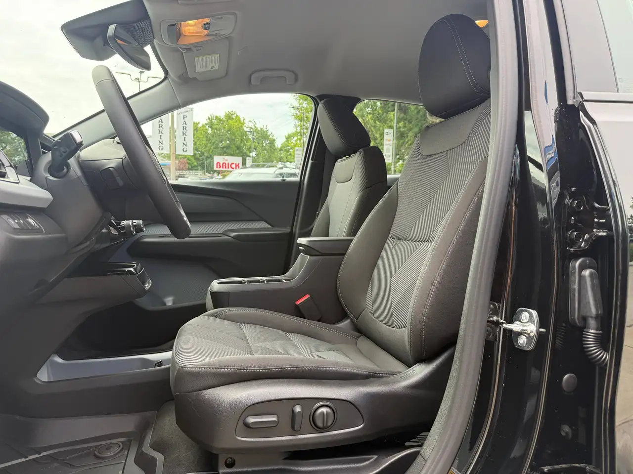 Chevrolet Bolt снимка Chevrolet Bolt