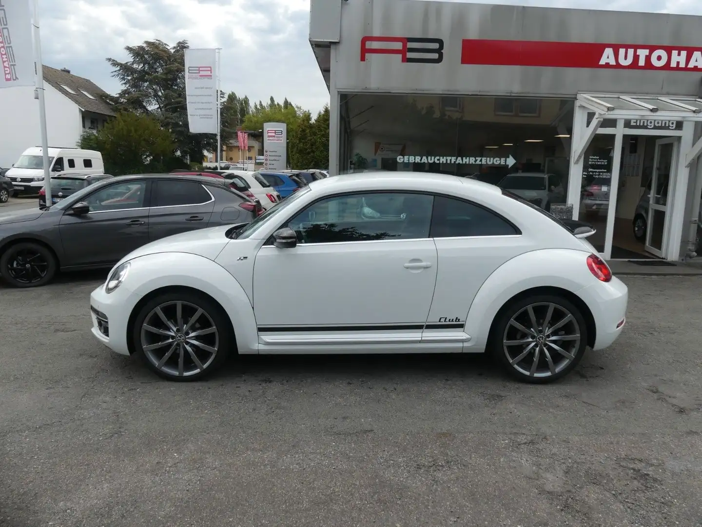 Volkswagen Beetle Lim. Club BMT DSG Weiß - 1