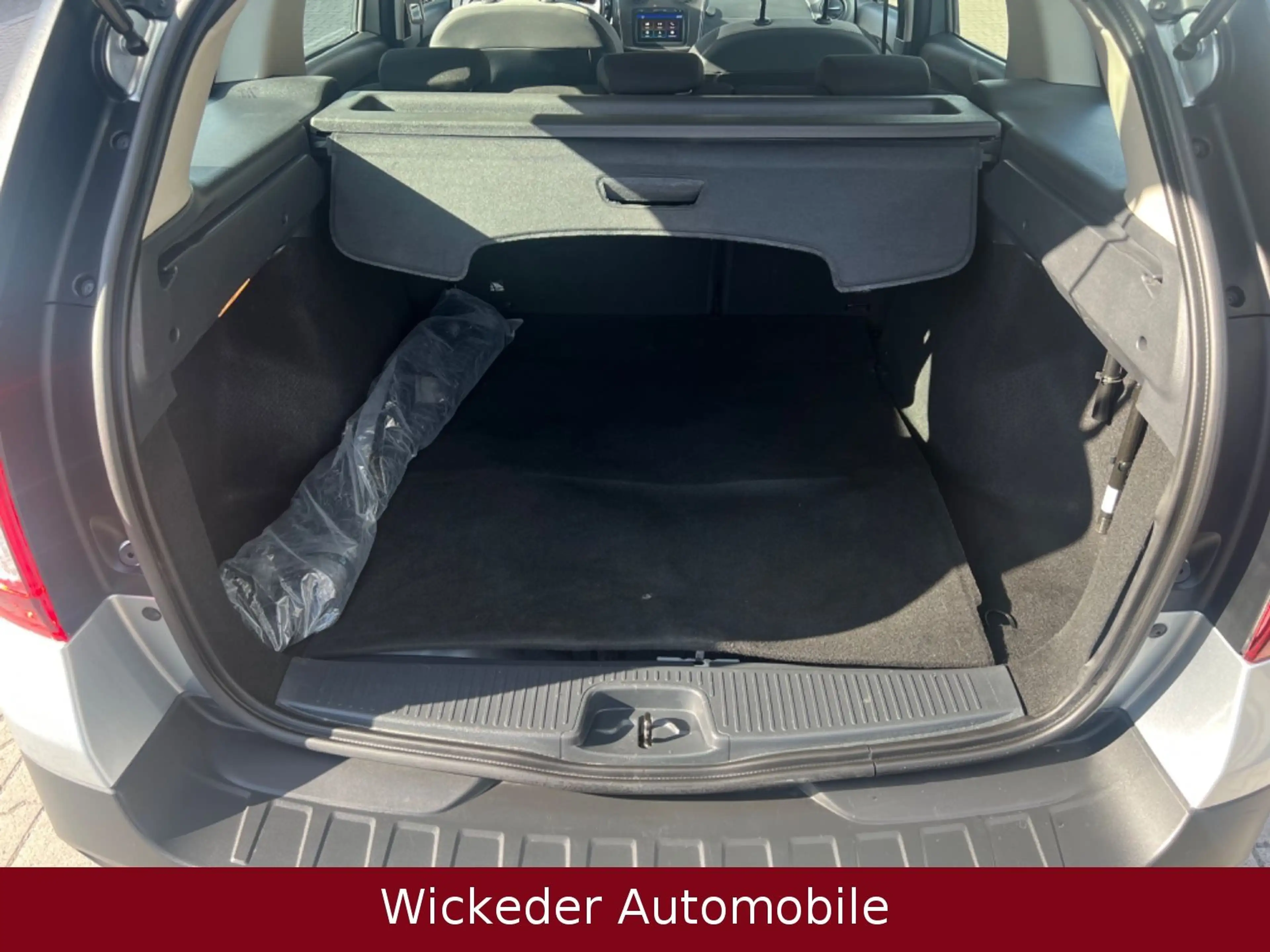 Dacia Logan MCV II Kombi Stepway/Tüv Neu/Top Pflege — photo 13