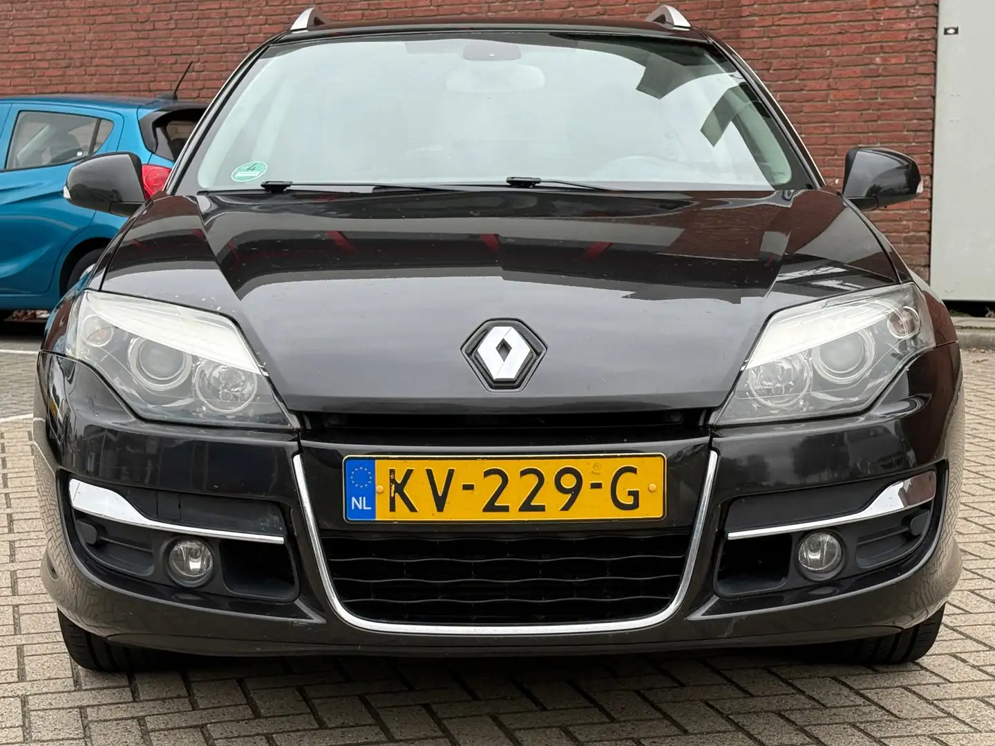 Renault Laguna Estate 1.5 dCi BOSE|LEER|NAVI|CLIMA|TREKHAAK Zwart - 2