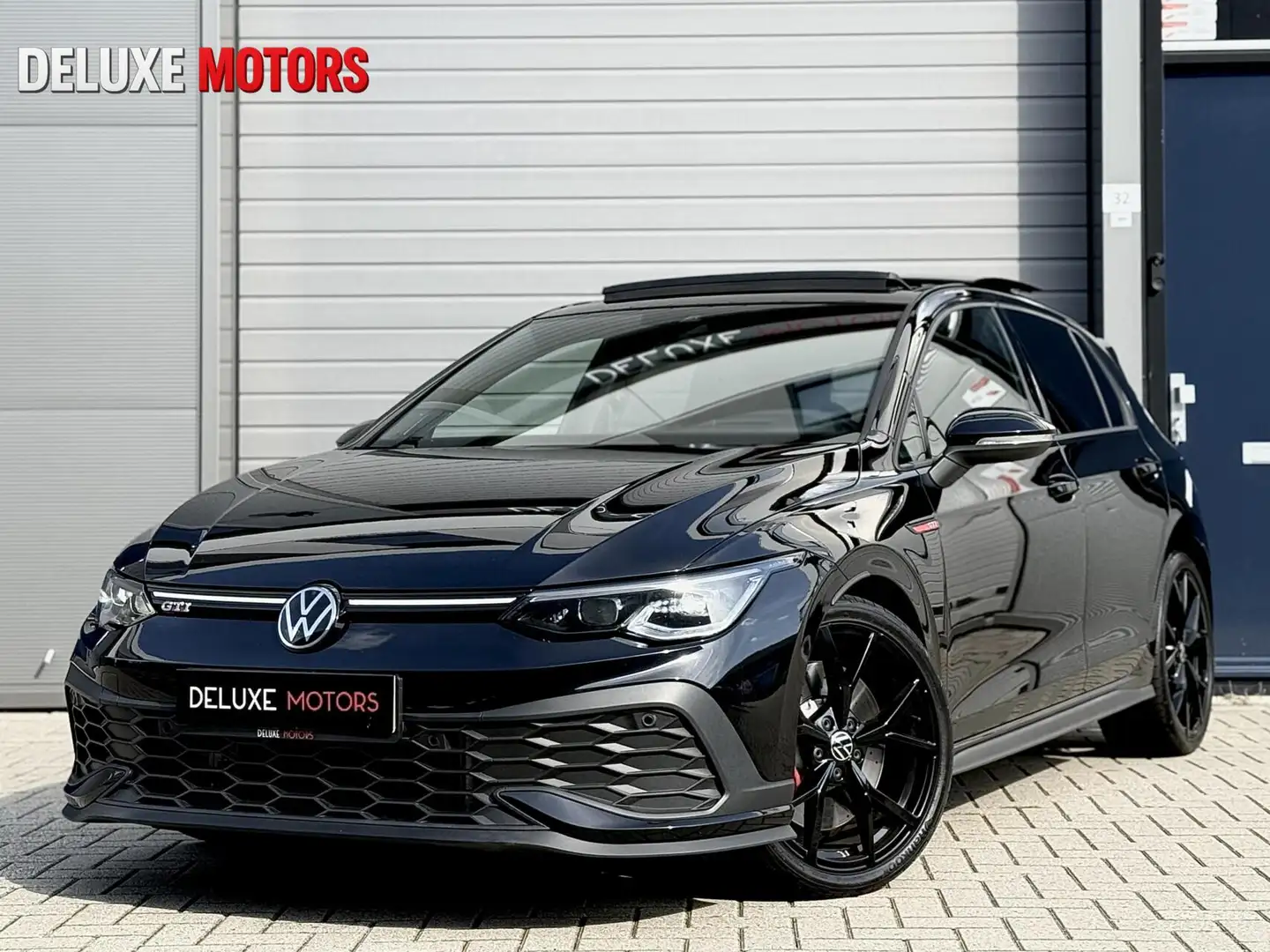 Volkswagen Golf GTI 2.0 TSI Clubsport Pano|HUD|Cam|H&K| BTW Zwart - 1