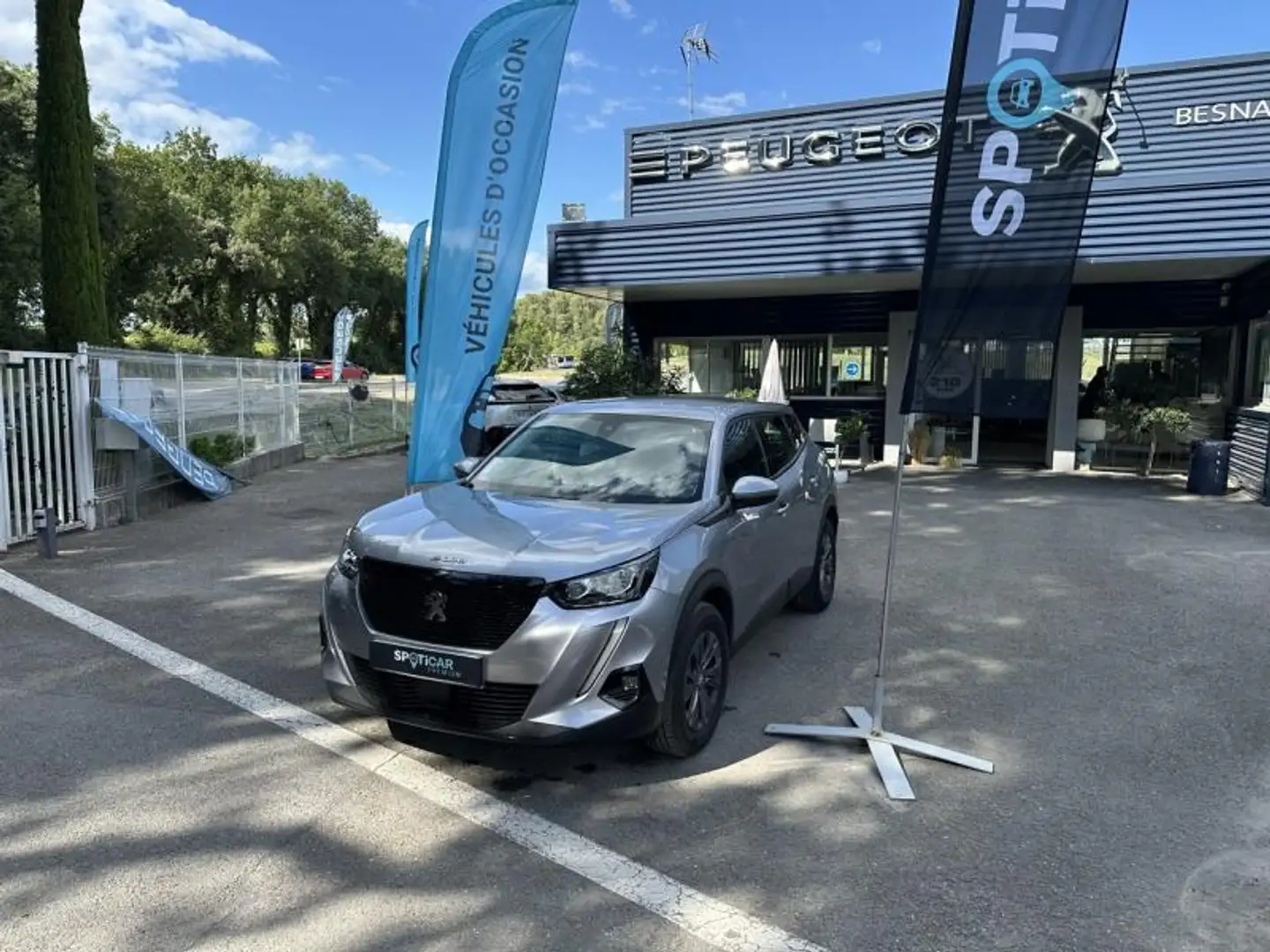 Peugeot 2008 1.2 PureTech 130ch S\u0026S Active Business Gris - 1