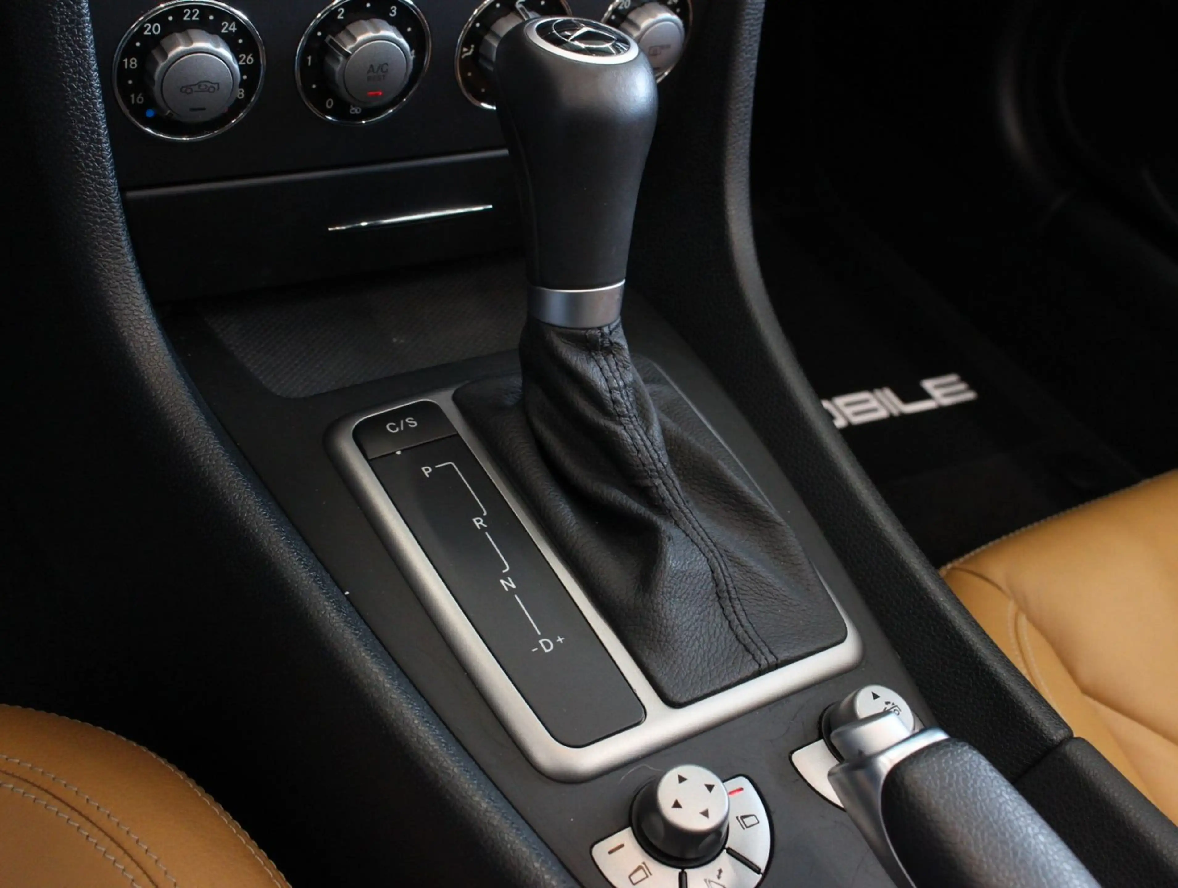 Mercedes-Benz SLK 200 *2.Hand*Navi*Parktronic*Sitzheizung — photo 15