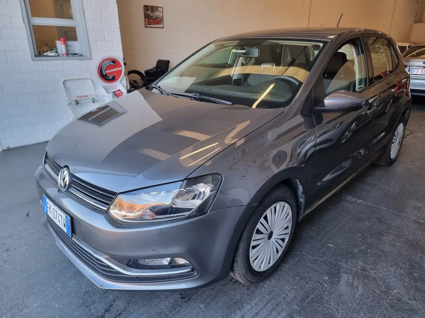 Volkswagen Polo 5p 1.0 mpi Trendline 60cv Grigio - 1