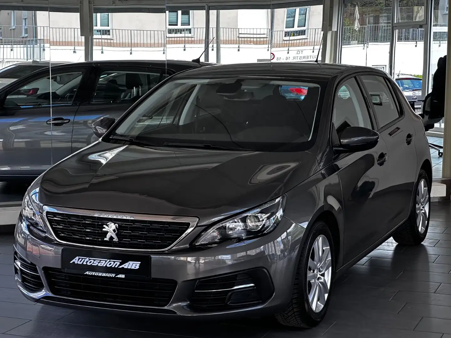Peugeot 308 Active Gris - 2