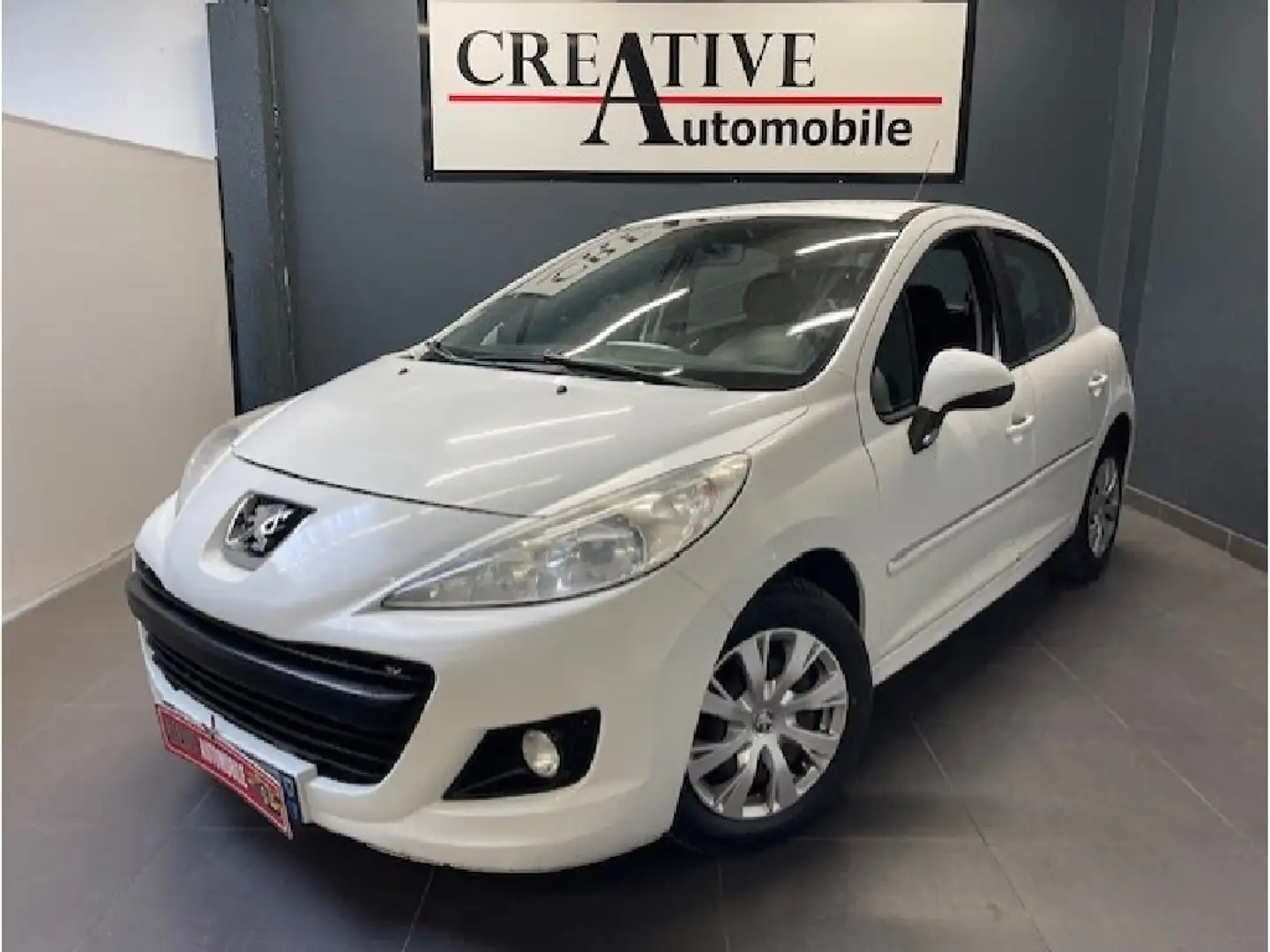 Peugeot 207 1.4 ESSENCE 75 CV - 1