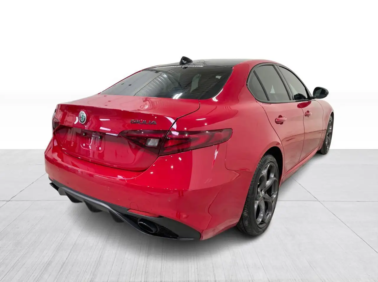Alfa Romeo Giulia снимка Alfa Romeo Giulia
