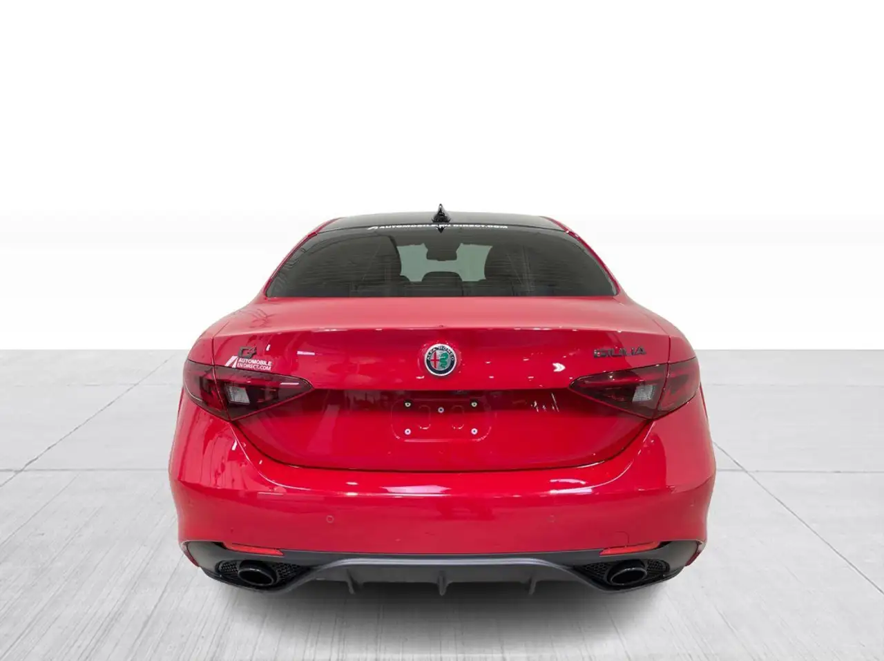 Alfa Romeo Giulia снимка Alfa Romeo Giulia