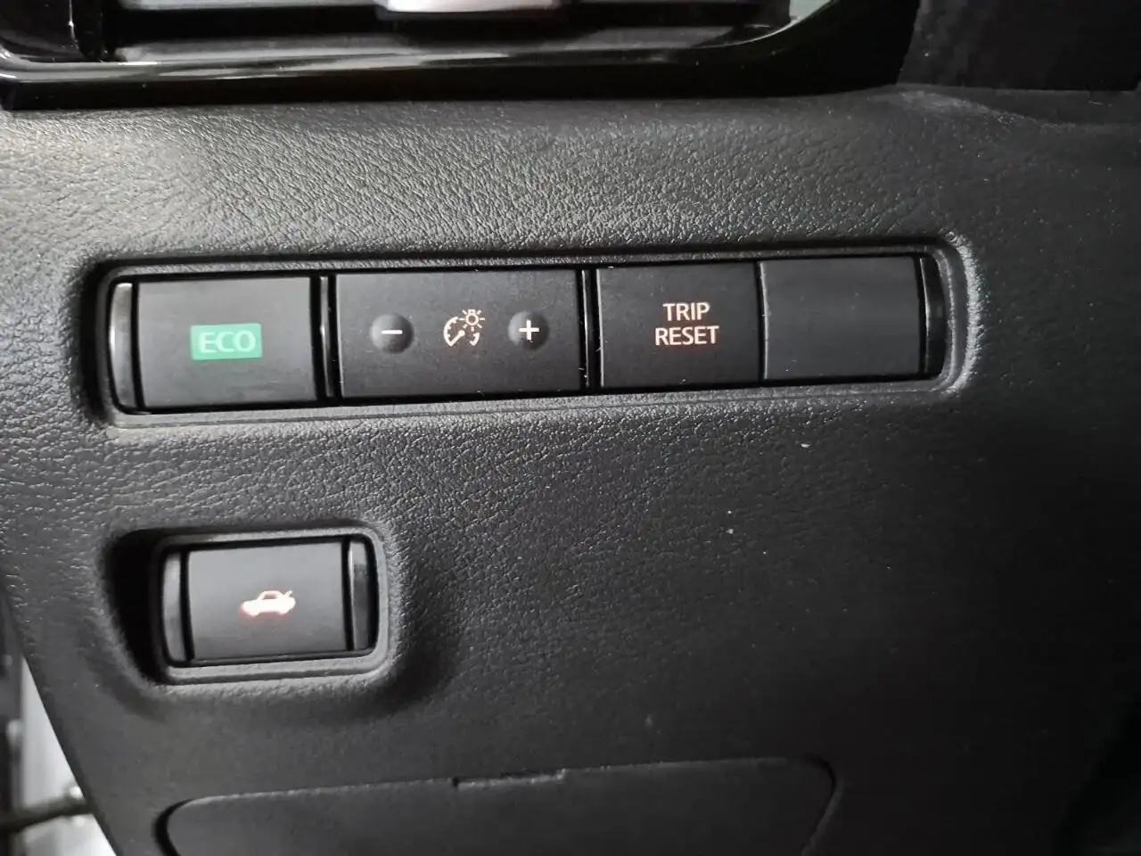 Nissan Sentra снимка Nissan Sentra